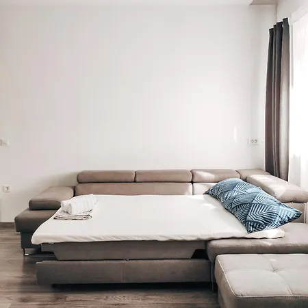 Kino Apartment *